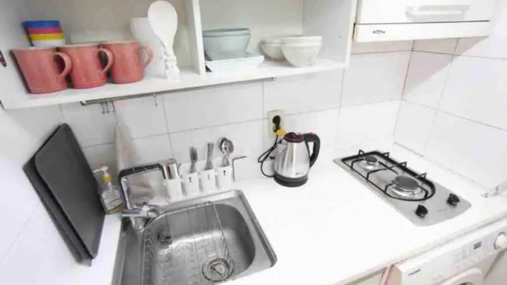 Medmost | История родов: в Казахстане гинекологи настаивали на аборте, а в Корее пациентка родила здорового мальчика kitchen в квартире рядом с больницей бунданг ча корея