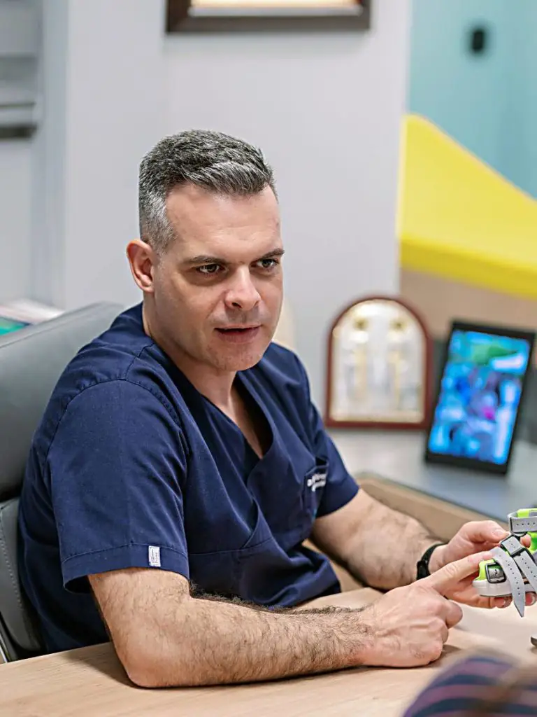 Medmost | Клиники Греции Хирург-травматолог взрослый и детский, ортопед, MD, PhD Дзадзаирис Фемистоклис